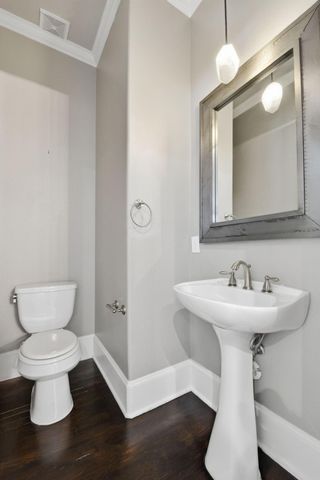 10933 Upland Park, Houston, TX 77043