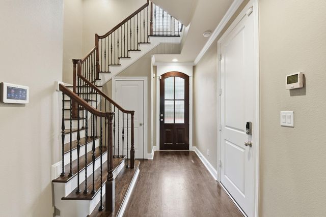 10933 Upland Park, Houston, TX 77043