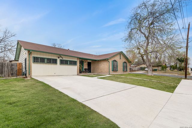2835 Hiawatha, San Antonio, TX 78210
