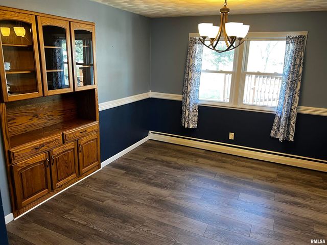 709 S EAST Avenue, Manito, IL 61546