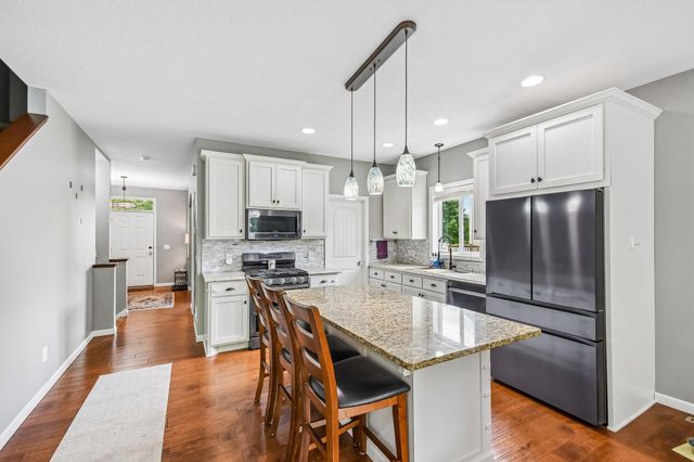 130 124th Lane NW, Coon Rapids, MN 55448