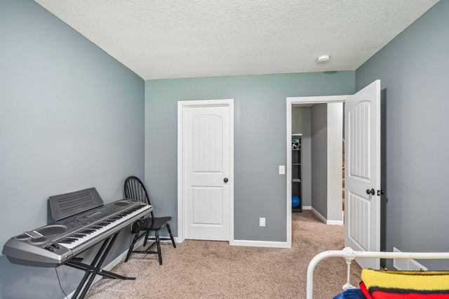130 124th Lane NW, Coon Rapids, MN 55448
