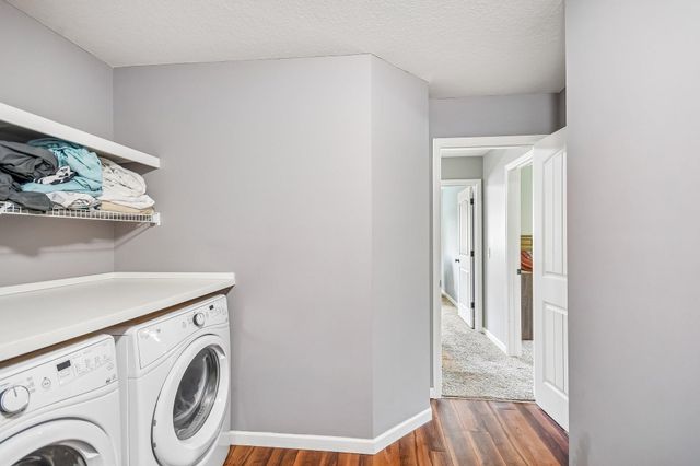 130 124th Lane NW, Coon Rapids, MN 55448