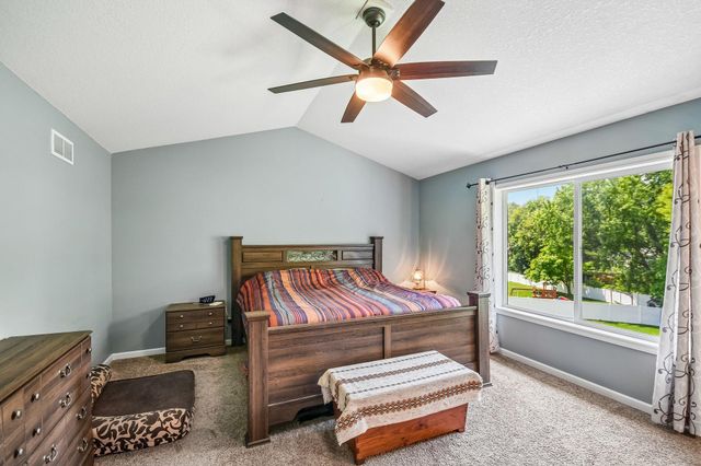 130 124th Lane NW, Coon Rapids, MN 55448