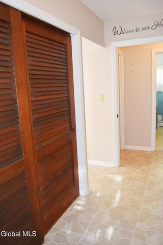 39 Oxford Circle, Brunswick, NY 12180