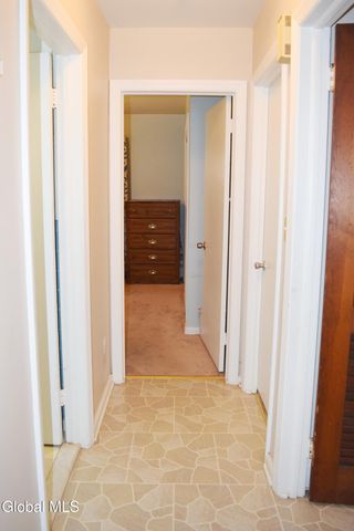 39 Oxford Circle, Brunswick, NY 12180