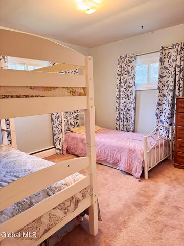 39 Oxford Circle, Brunswick, NY 12180