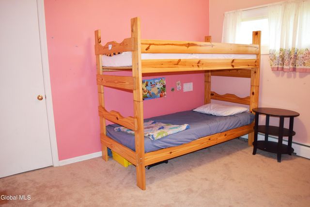 39 Oxford Circle, Brunswick, NY 12180