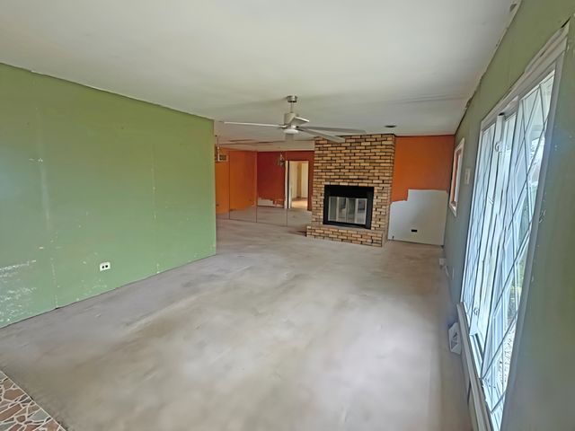 202 E Rose Street, Glenwood, IL 60425