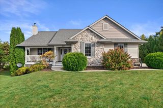 400 Hidden Meadow DRIVE, Glenbeulah, WI 53023