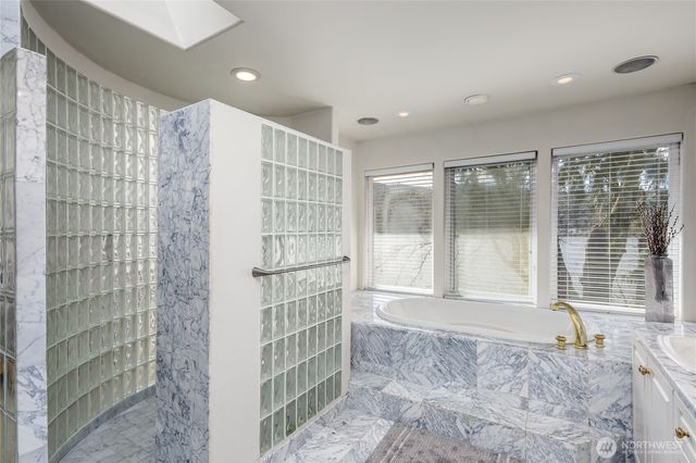 17714 Kingfisher Cove Lane, Mount Vernon, WA 98274