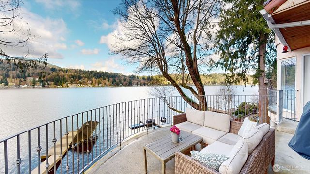 17714 Kingfisher Cove Lane, Mount Vernon, WA 98274