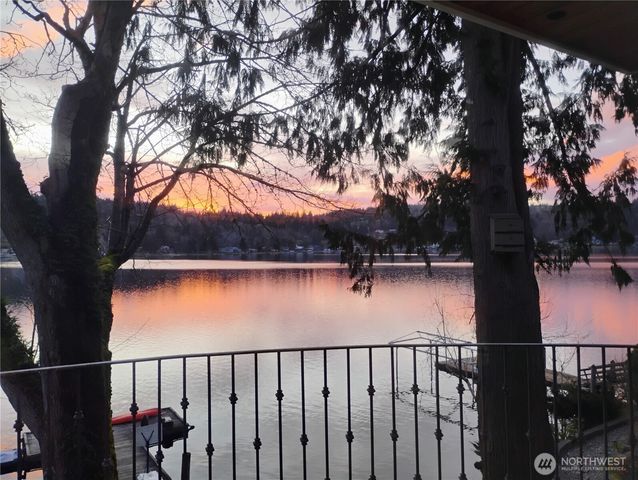 17714 Kingfisher Cove Lane, Mount Vernon, WA 98274