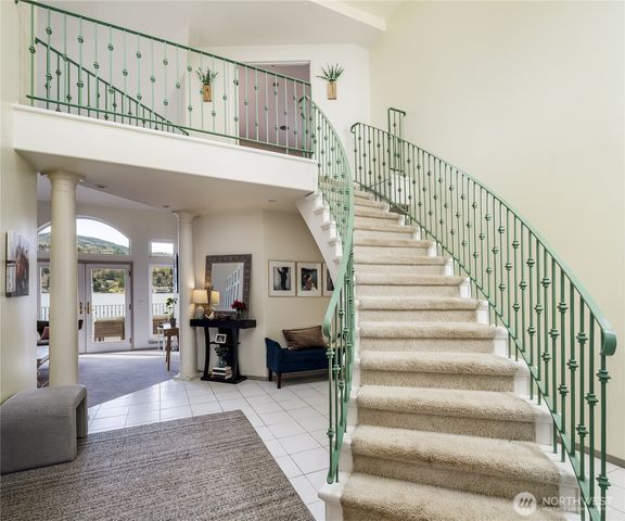 17714 Kingfisher Cove Lane, Mount Vernon, WA 98274