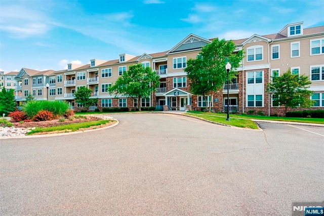 4206 Hoover Lane, Rockaway Township, NJ 07885