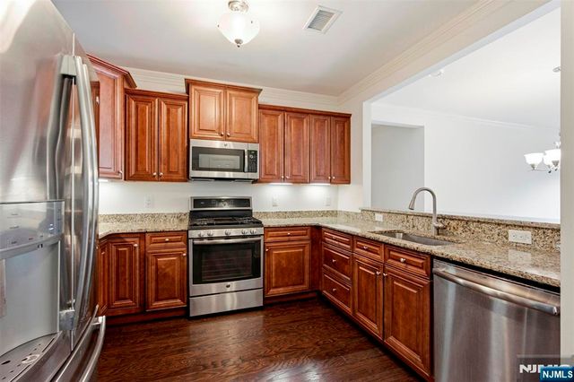 4206 Hoover Lane, Rockaway Township, NJ 07885