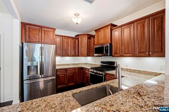 4206 Hoover Lane, Rockaway Township, NJ 07885