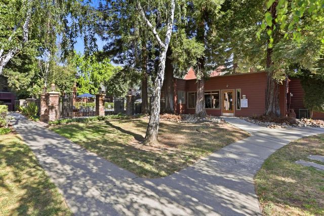 1211 Yarwood Court, San Jose, CA 95128
