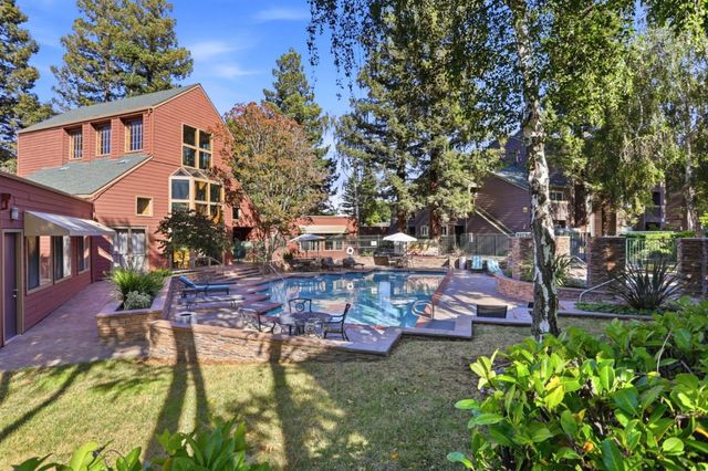 1211 Yarwood Court, San Jose, CA 95128