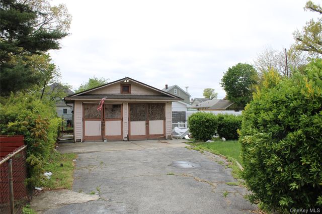 219-22 132nd Road, Jamaica, NY 11413