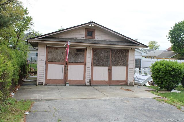 219-22 132nd Road, Jamaica, NY 11413