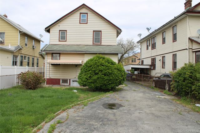 219-22 132nd Road, Jamaica, NY 11413