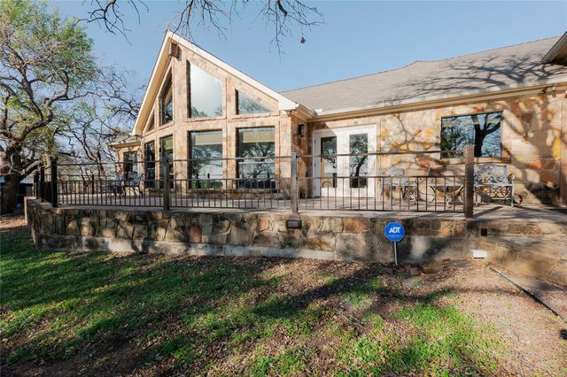2016 N Lakeview Drive, Palo Pinto, TX 76484