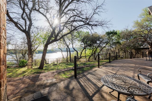 2016 N Lakeview Drive, Palo Pinto, TX 76484