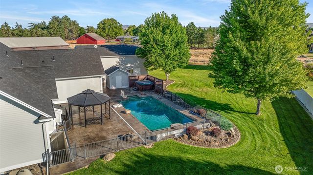 101304 Billings Court, West Richland, WA 99353