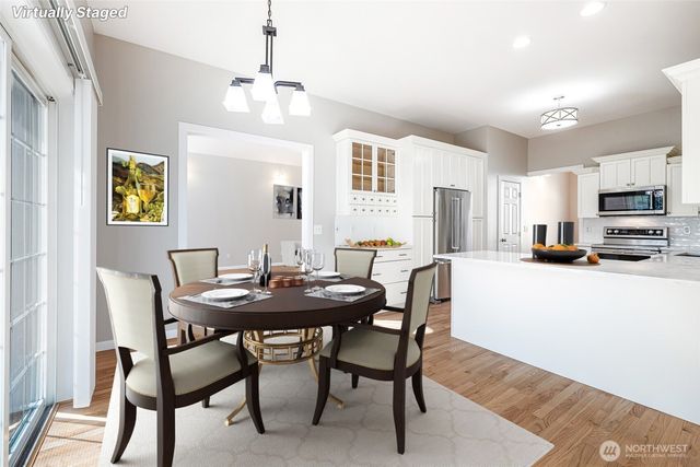 101304 Billings Court, West Richland, WA 99353