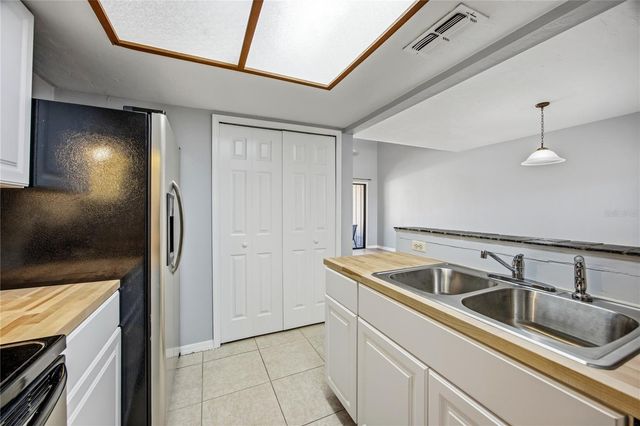 7200 SW 8TH AVENUE S119, Gainesville, FL 32608