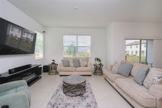 10059 TRUMPET HONEYSUCKLE WAY, San Antonio, FL 33576