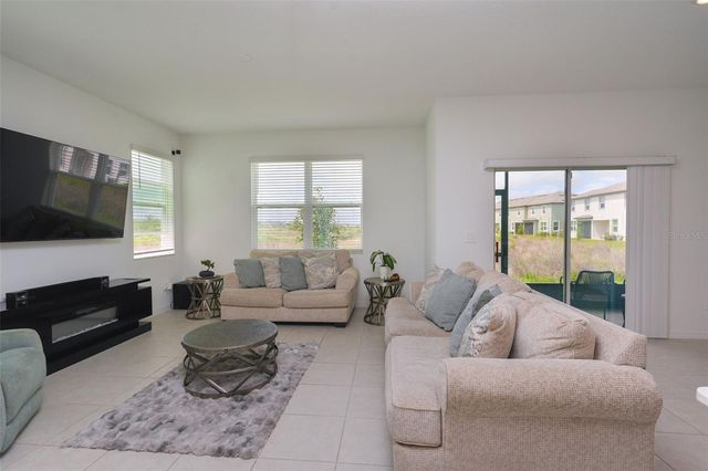 10059 TRUMPET HONEYSUCKLE WAY, San Antonio, FL 33576