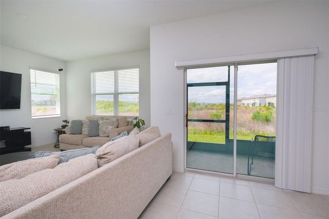 10059 TRUMPET HONEYSUCKLE WAY, San Antonio, FL 33576