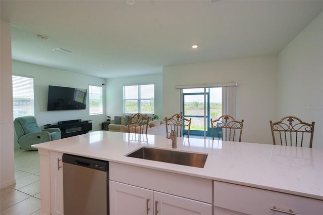 10059 TRUMPET HONEYSUCKLE WAY, San Antonio, FL 33576