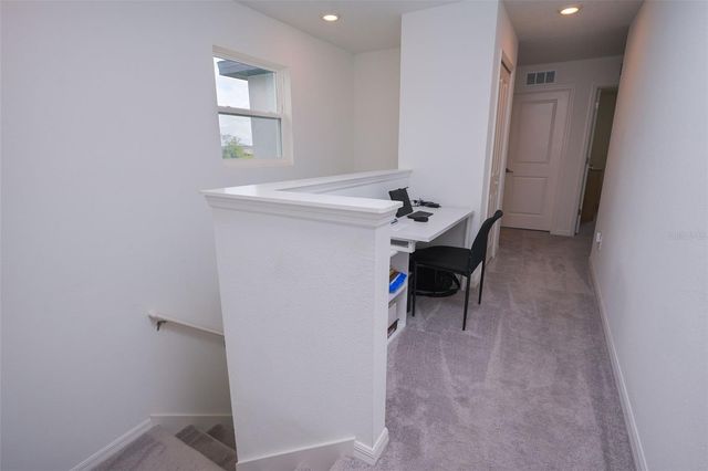 10059 TRUMPET HONEYSUCKLE WAY, San Antonio, FL 33576