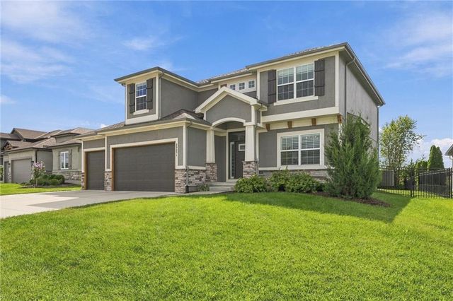 25371 W 146 Street, Olathe, KS 66061