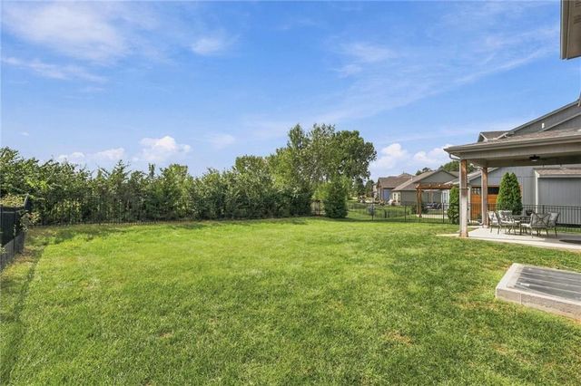 25371 W 146 Street, Olathe, KS 66061