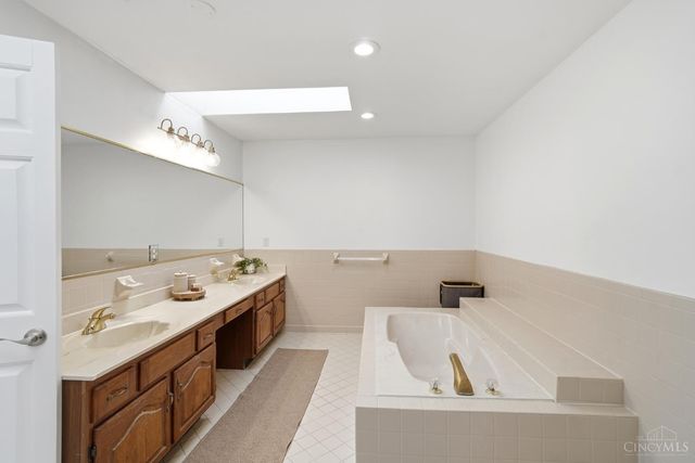 7395 Wethersfield Drive, West Chester, OH 45069