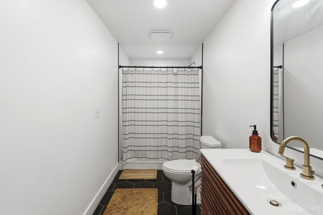 7395 Wethersfield Drive, West Chester, OH 45069