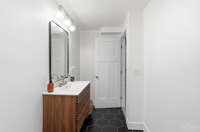 7395 Wethersfield Drive, West Chester, OH 45069