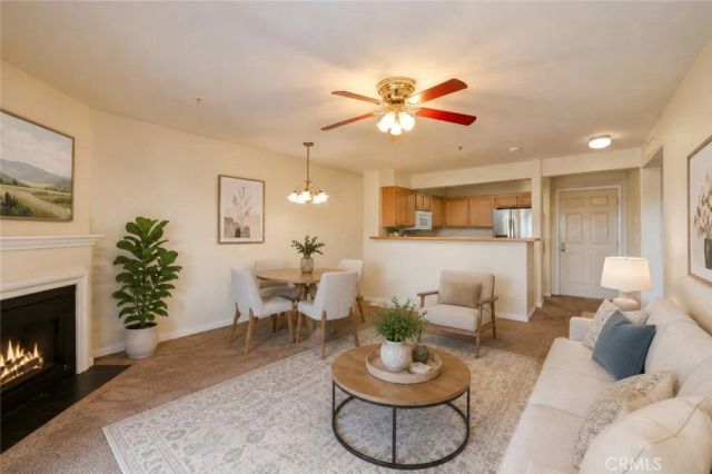 11410 Brookshire 316, Downey, CA 90241