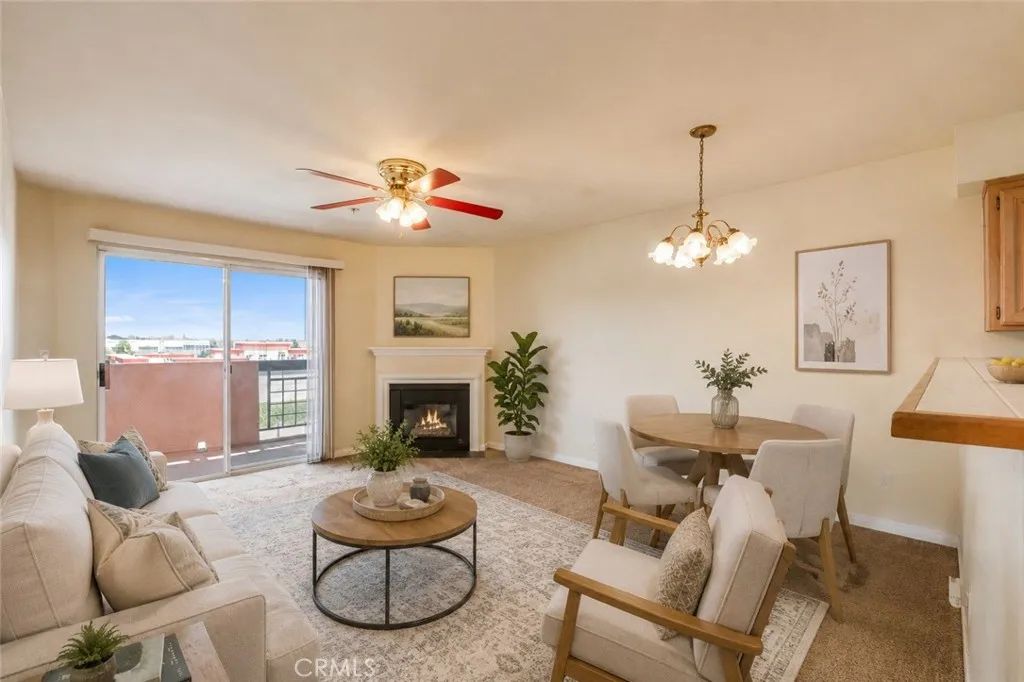 11410 Brookshire 316, Downey, CA 90241