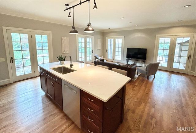 708 Audubon Drive, Clayton, MO 63105