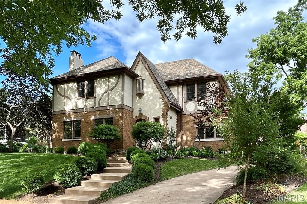 708 Audubon Drive, Clayton, MO 63105