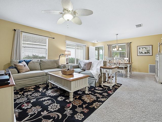 1692 INDIGO AVENUE, The Villages, FL 32162