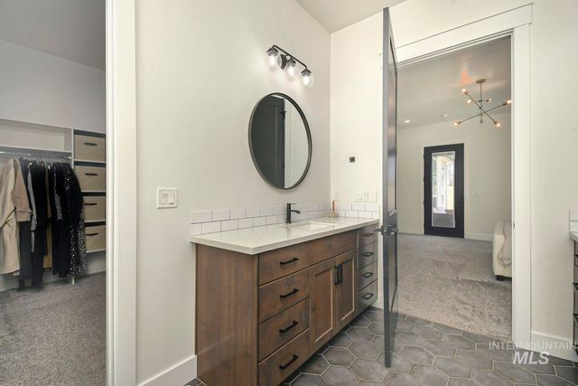 4731 S Abbot Way, Meridian, ID 83642