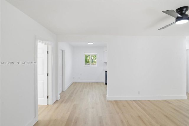 931 Chateau Park Dr, Fort Lauderdale, FL 33311