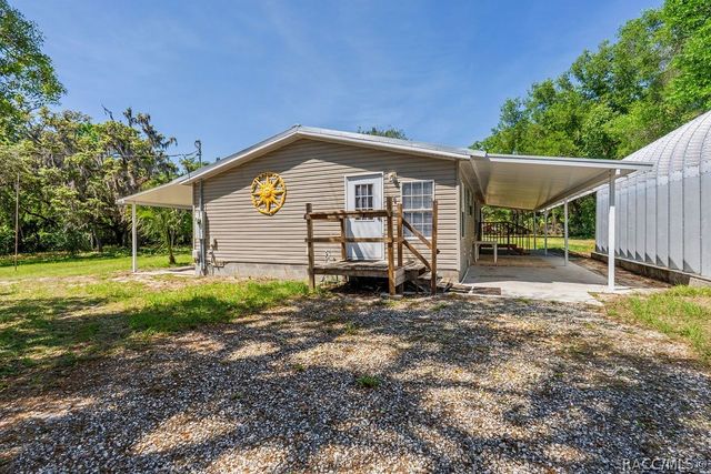 51 Palm Drive, Inglis, FL 34449