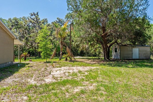 51 Palm Drive, Inglis, FL 34449